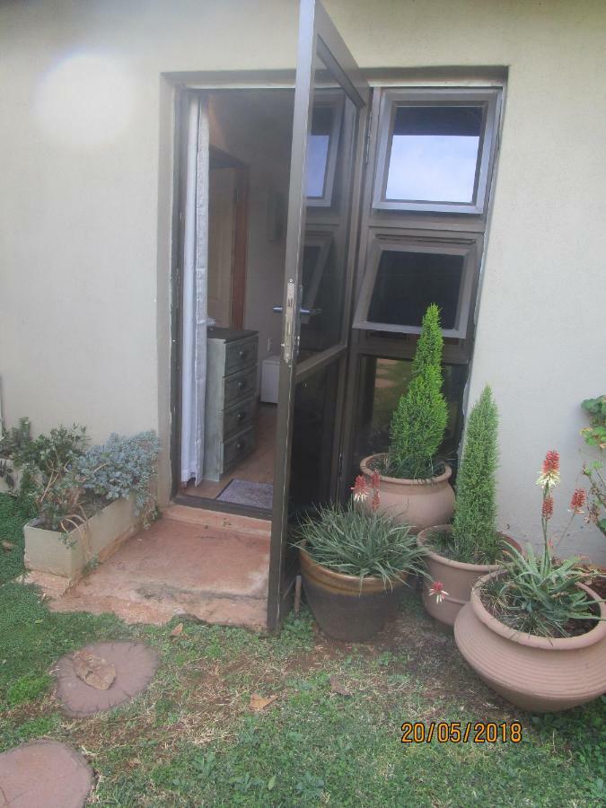 The Flat 52 On Davidson Villa โจฮันเนสเบิร์ก ภายนอก รูปภาพ