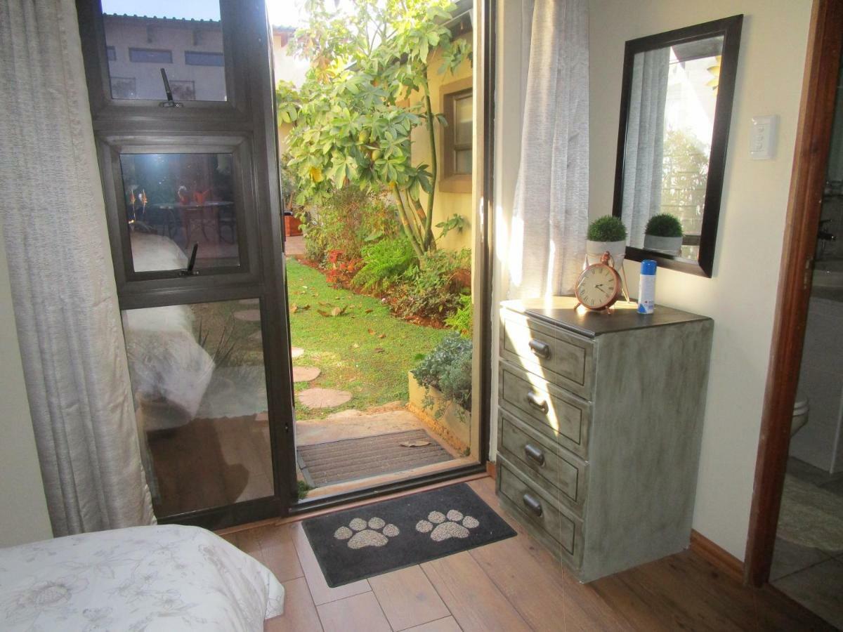 The Flat 52 On Davidson Villa โจฮันเนสเบิร์ก ภายนอก รูปภาพ